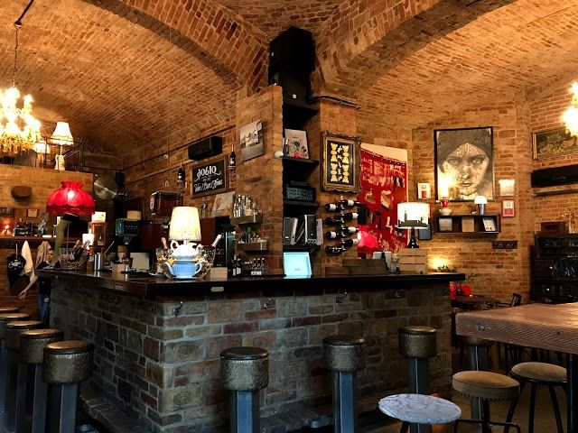 DOBLO Wine Bar and Shop